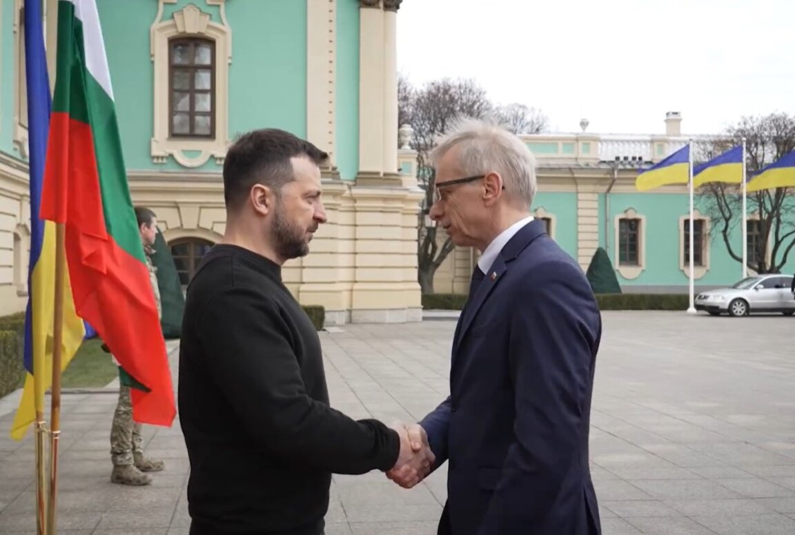 Предстои да бъде обсъдено дали България ще подпише двустранно споразумение за сигурност с Украйна