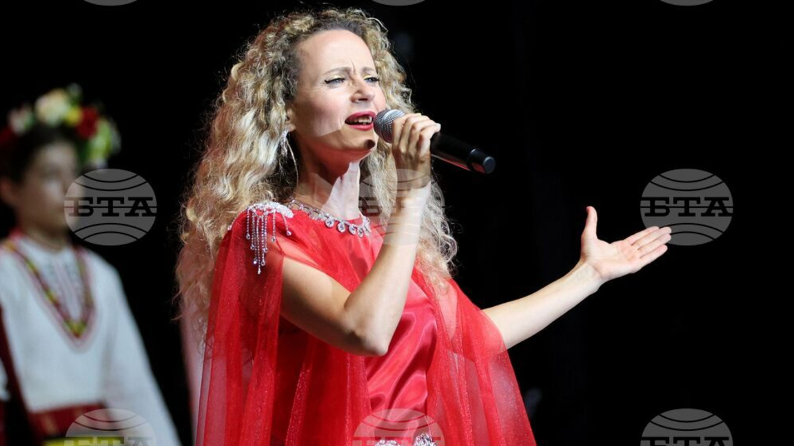 Деси Добрева и Tenori d'Amore посветиха песен за България