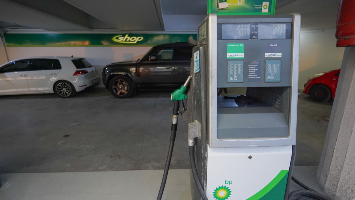 Цените на горивата и храната повишиха рязко инфлацията в Гърция