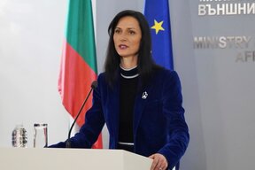 Мария Габриел не отговори с кои от министрите би продължила да работи