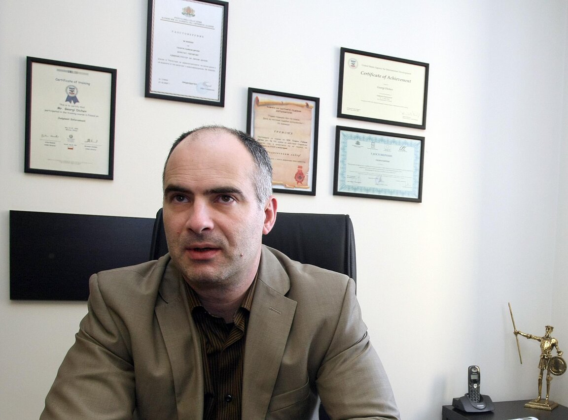 Български и гръцки частни съдебни изпълнители обсъждат трансграничното сътрудничество