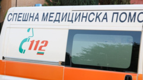 Автобус от градския транспорт катастрофира във Варна, трима пътници пострадаха