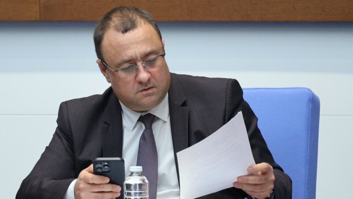 Министърът на регионалното развитие и благоустойрството Иван Иванов