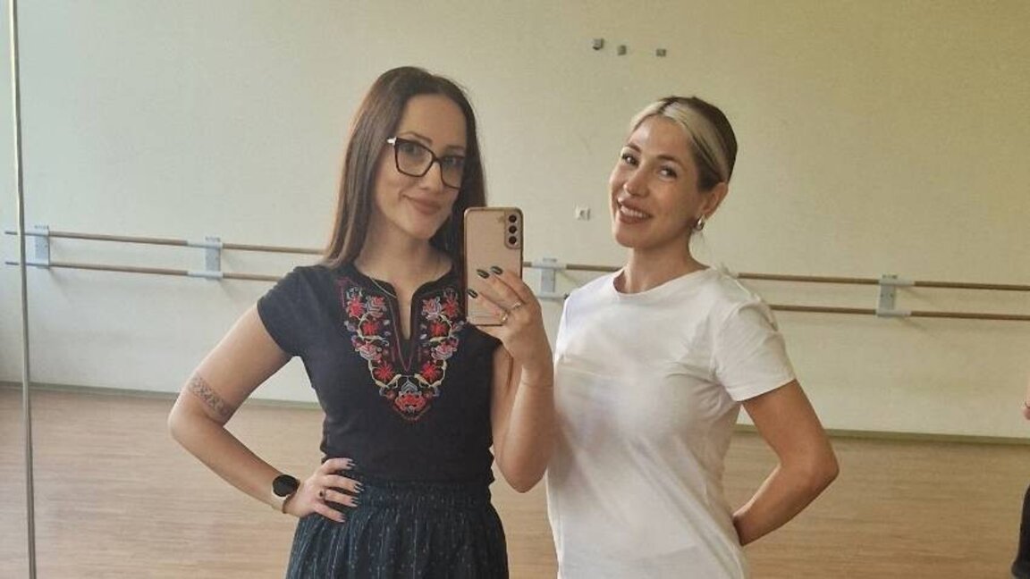 Iva Krumova y Anabell Casaboff
