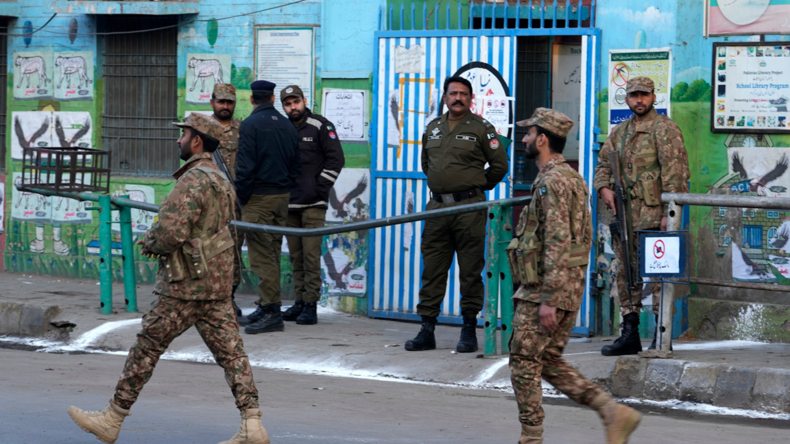 Напрежение по границата между Афганистан и Пакистан