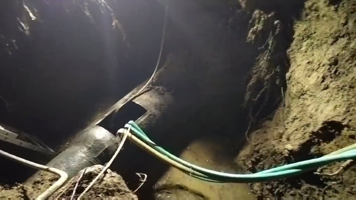 Мълнии оставиха за часове Стара Загора без вода (видео)