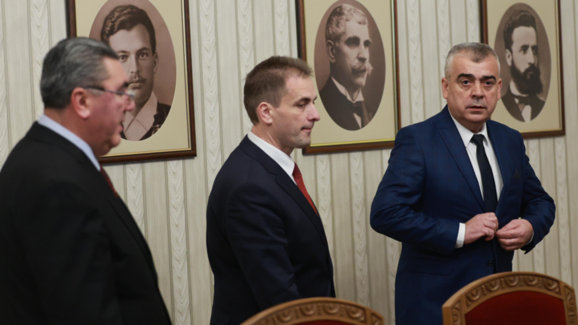 Üçüncü hükümet kurma yetkisi APS tarafından iade edildi