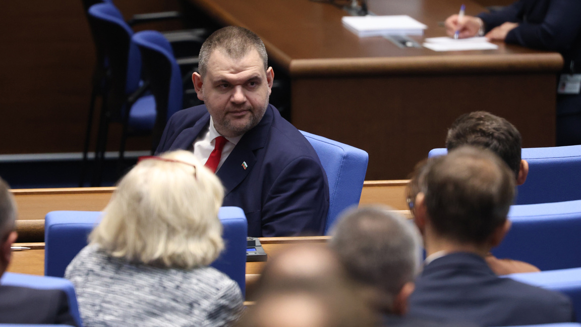 Parlamentul respinge audierea ministrului de Interne