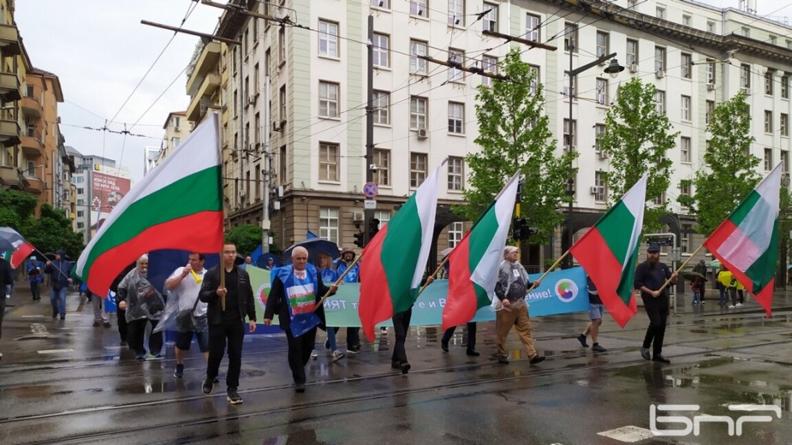 Столичният градски транспорт е в протестна готовност