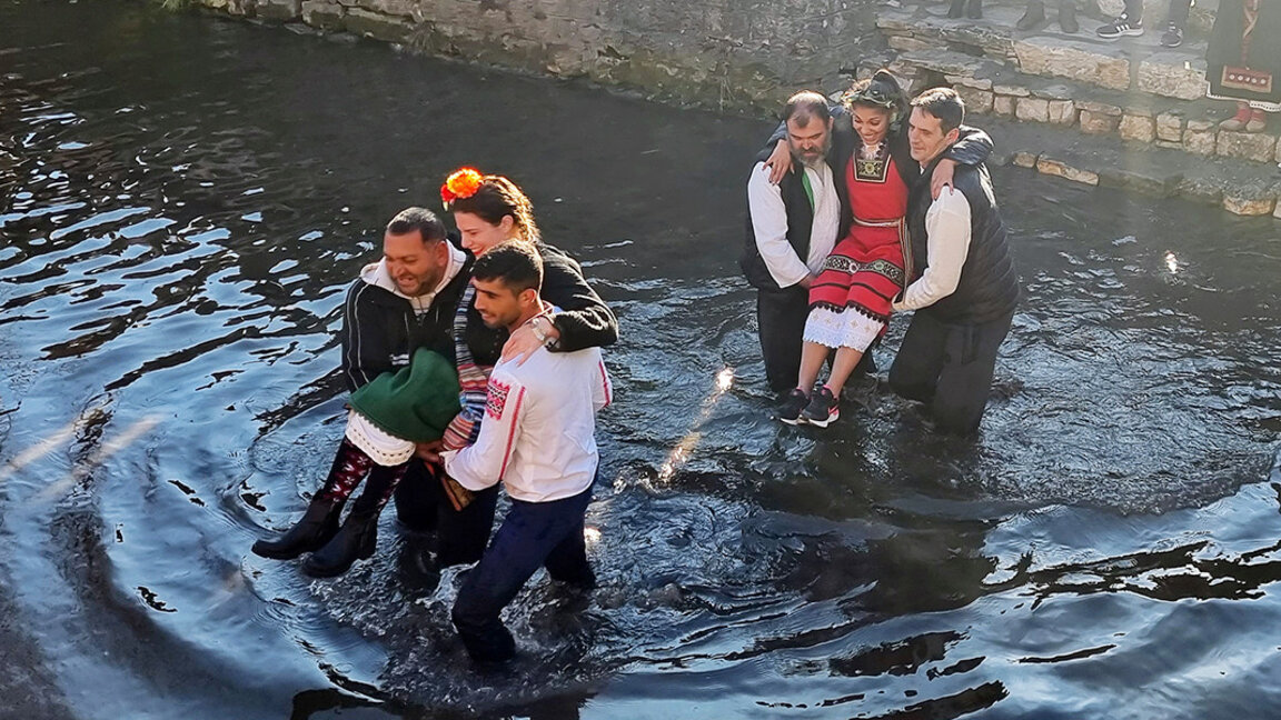 El Día de san Juan Bautista está entre las fiestas invernales favoritas en Bulgaria