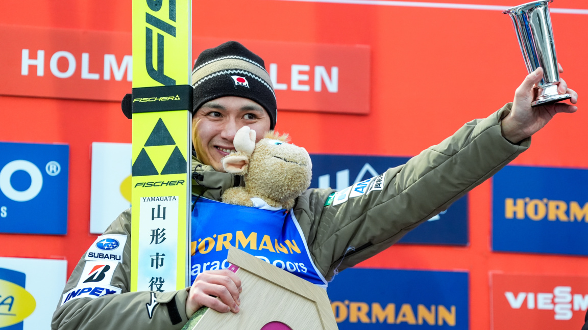 Томофуми Наито