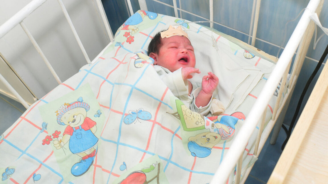 AB programı bebekli yoksul ailelere yardım edecek