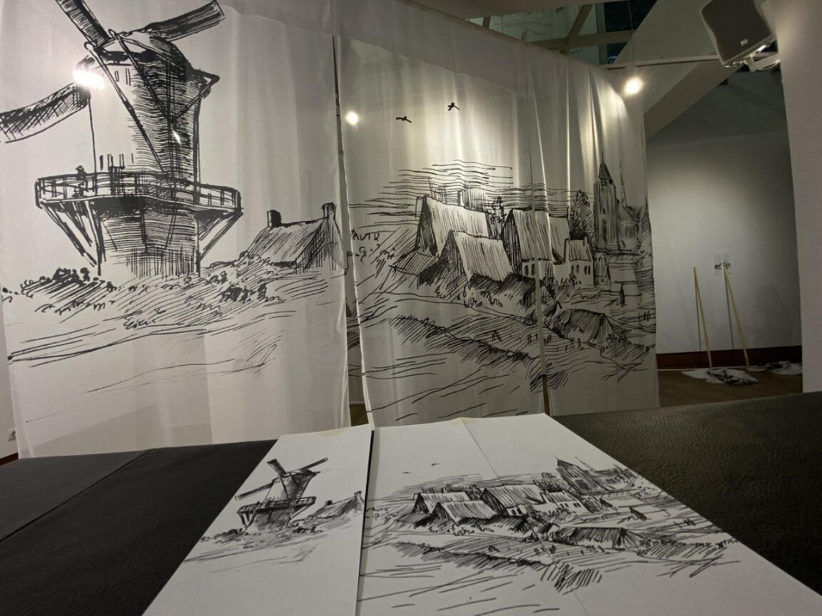 Арт инсталацията „Васил Стоилов – Архитектурни мотиви“ в ГХГ - Варна