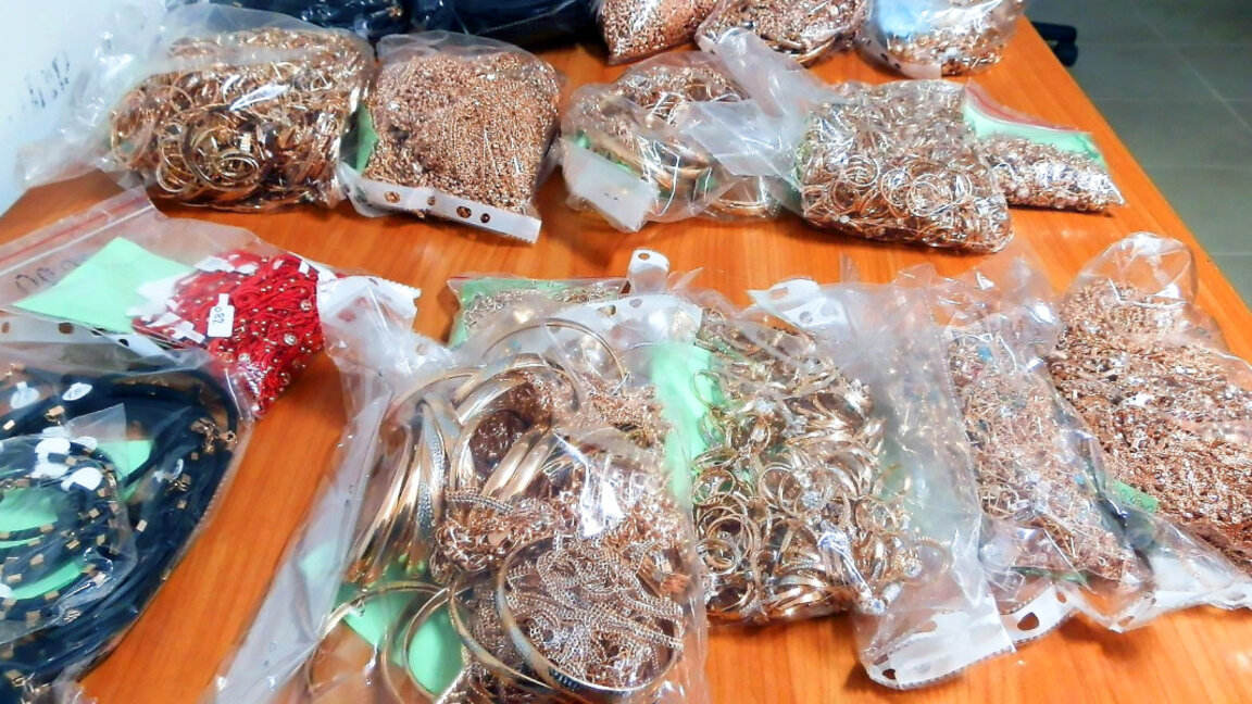 Митница Бургас продава близо 88 кг злато и сребро, отнети в полза на държавата