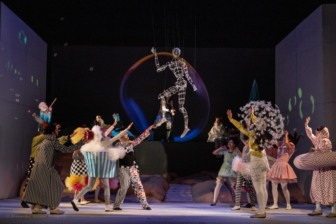 "Невидимо дете" и тържеството на живота