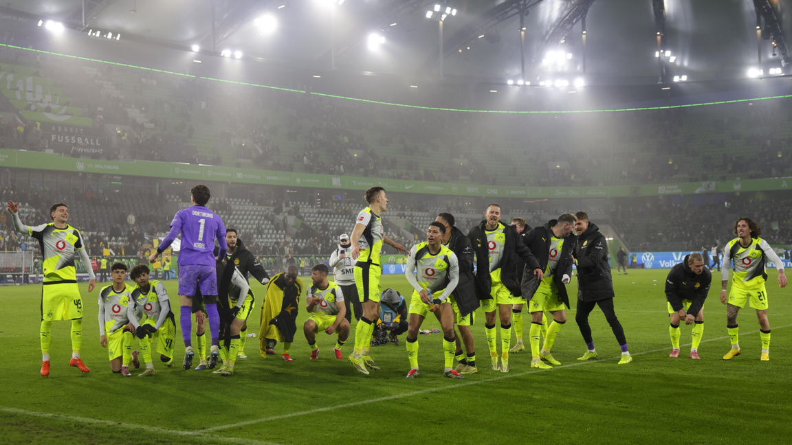 Борусия (Дортмунд) се доближи на три точки до Байерн (Мюнхен)