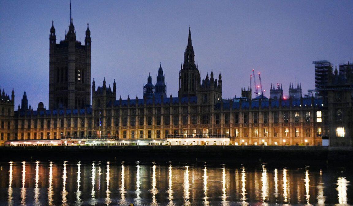 Британските депутати се събират за първо заседание след ваканцията