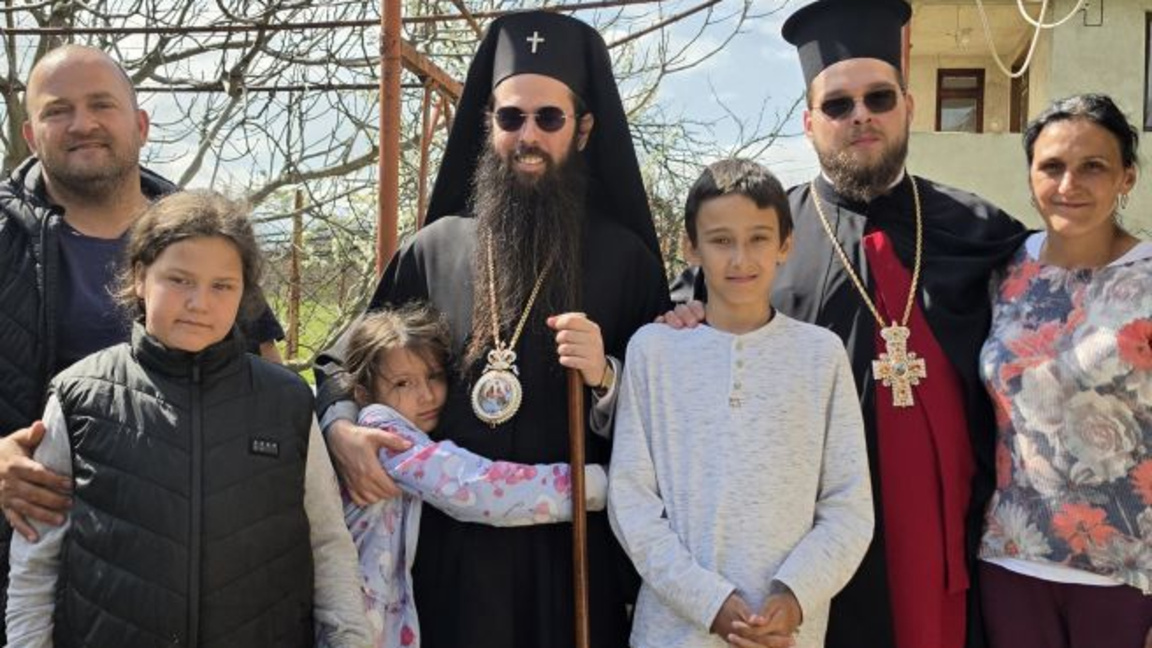 Църквата с подкрепа за пострадалото семейство Петрови от село Гълъбинци