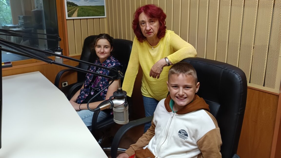 Децата отварят очите в друга посока