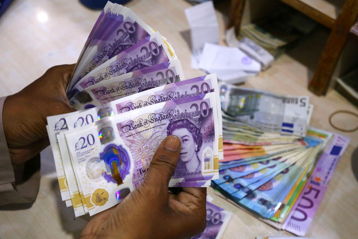 A Bulgarian drained 2.2 million pounds from the UK social system