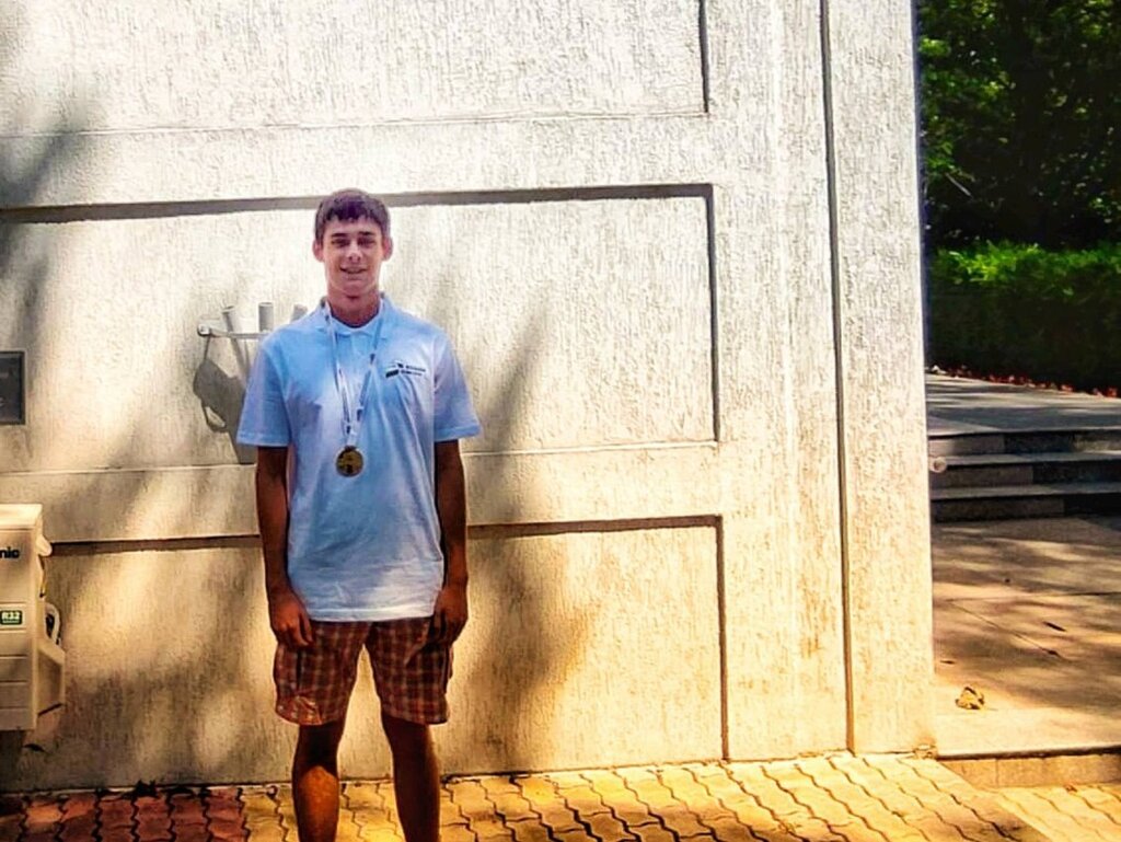 Златният медалист от Международната олимпиада по астрономия и астрофизика Светослав Арабов: Хубаво е да си успешен, но не е най-важното