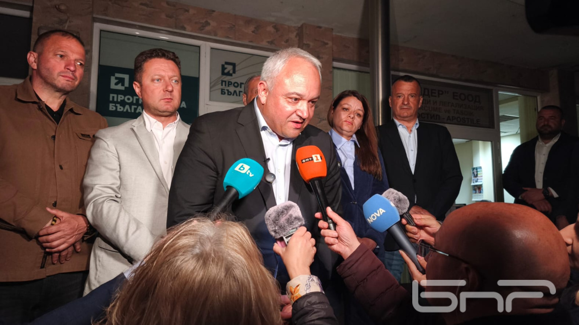 Иван Демерджиев пред журналисти в изборната нощ