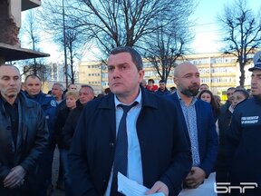 Обезопасяват изоставения блок в „Хумни дол“ в Перник