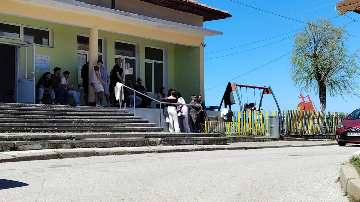 Жителка на Церово: 30 години трудов стаж, 300 евро пенсия - няма да гласувам