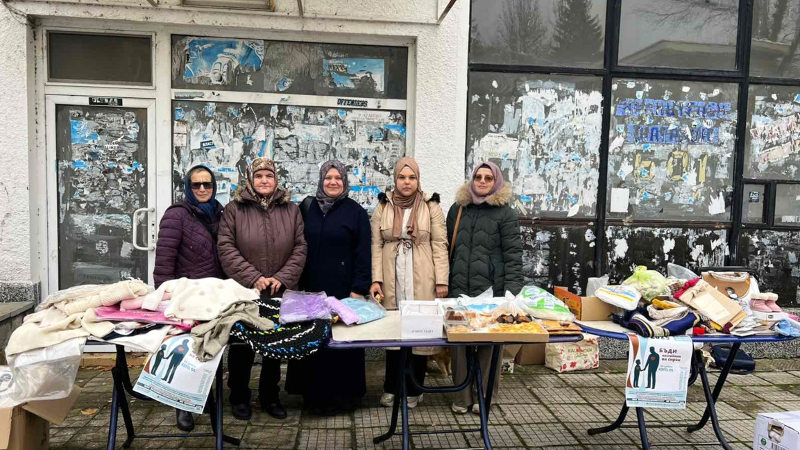 Благотворителен базар „Дари надежда“ събра средства в Ардино