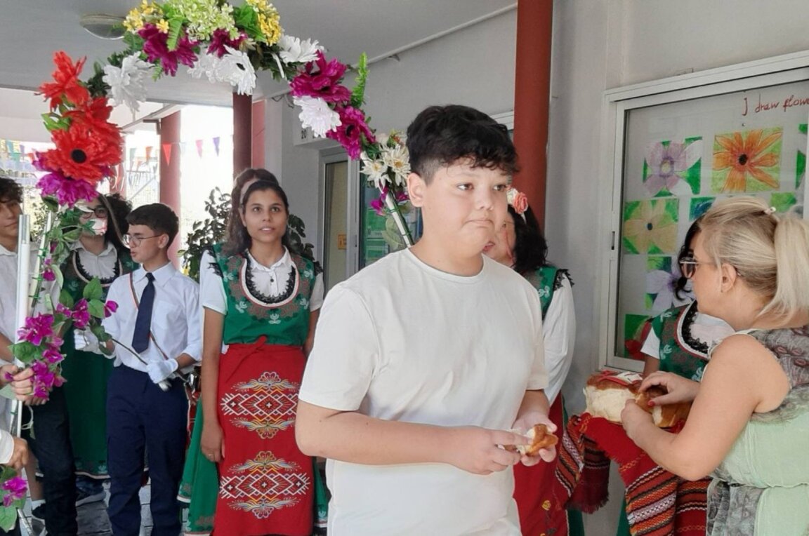 Новата учебна година започна и за българчетата в Кипър