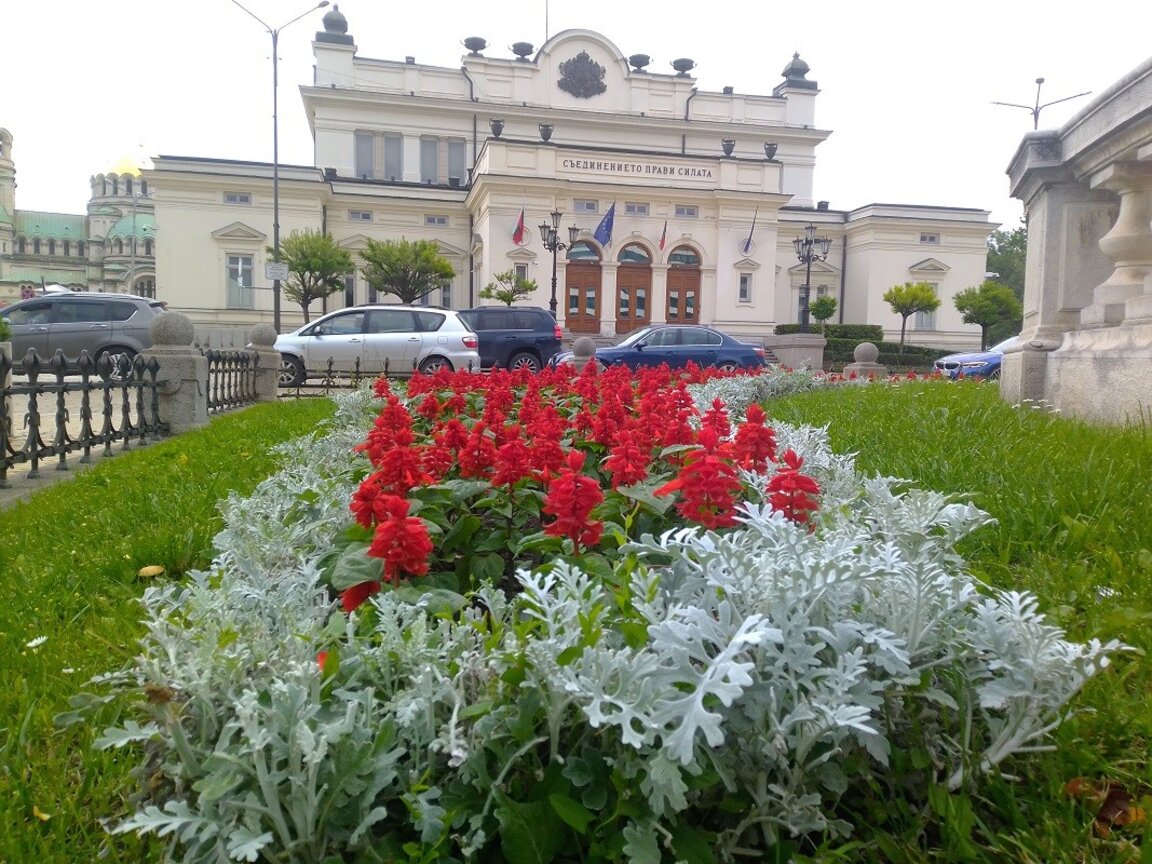 Работата на парламента е под въпрос