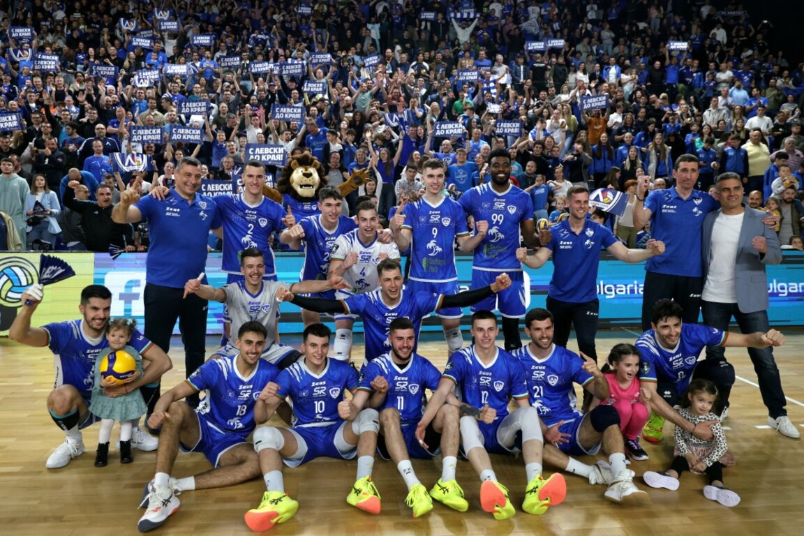 Левски за втора поредна година стъпи на волейболния връх при мъжете