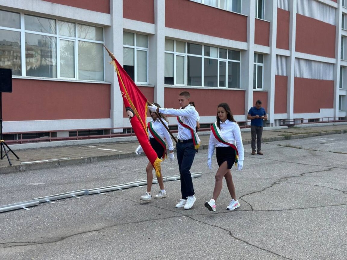 Първи звънец в спортното училище