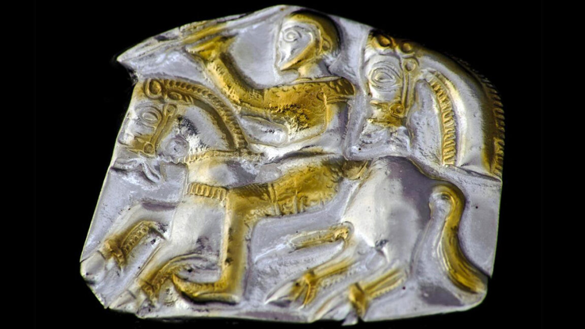 Когато конници и мистични обреди оживяват в злато и сребро – Летнишкото съкровище