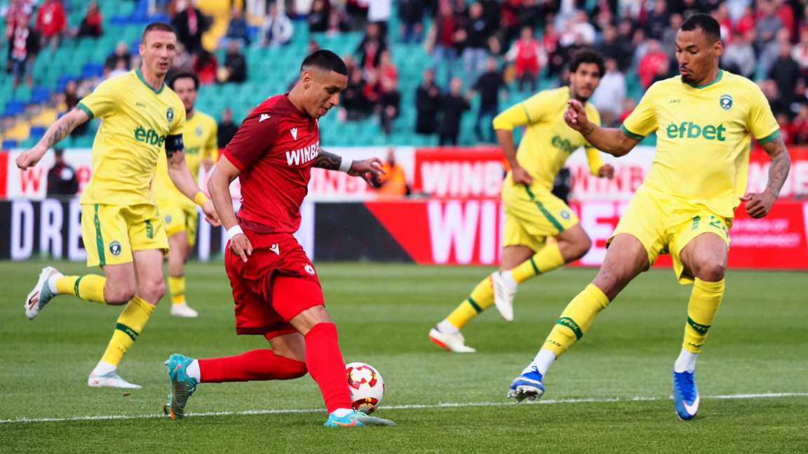ЦСКА устиска 0:0 с Лудогорец и е финалист