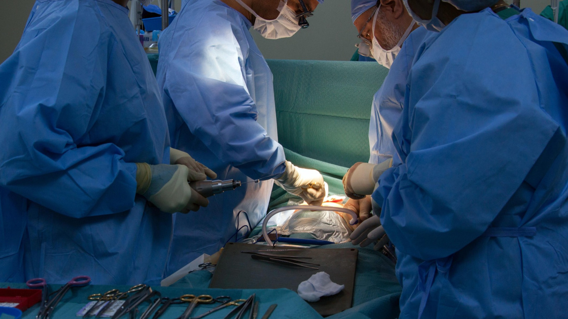 Хирурзи или живот по острието на скалпела