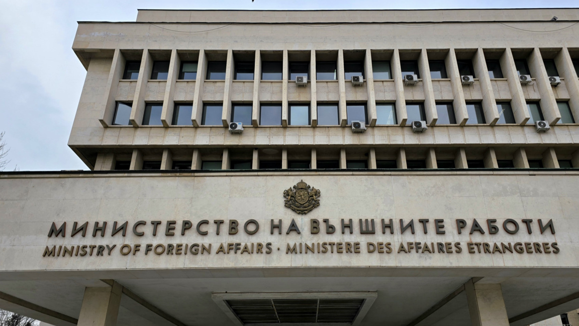 Оказана е и се оказва помощ за евакуация на над 2600 българи от Близкия изток