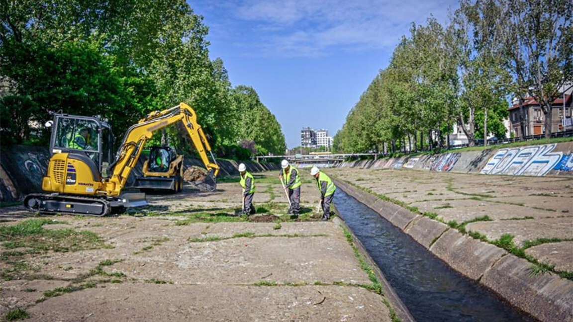 Една година основен ремонт на над 2 км от река Владайска