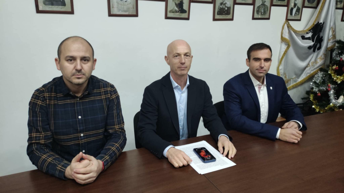 К. Стоянов: "Възраждане" подкрепя връщането на машинния вот