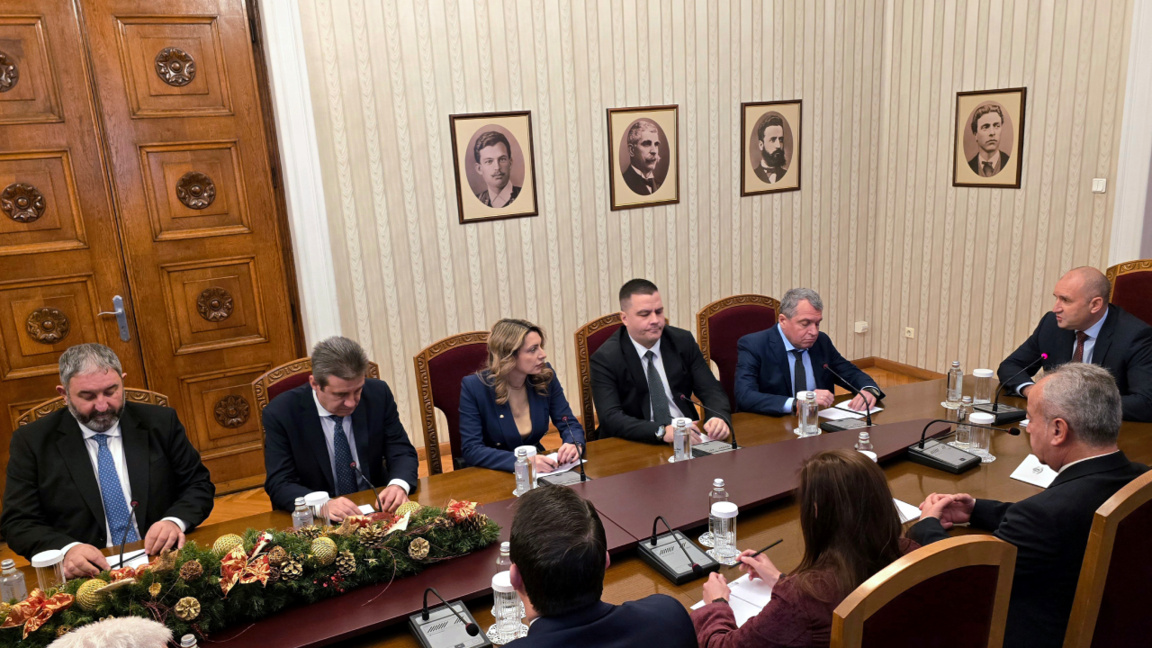 ΥΤΛ: Η μετάβαση προς το ευρώ χωρίς κυβέρνηση και προϋπολογισμό αποτελεί κίνδυνο 