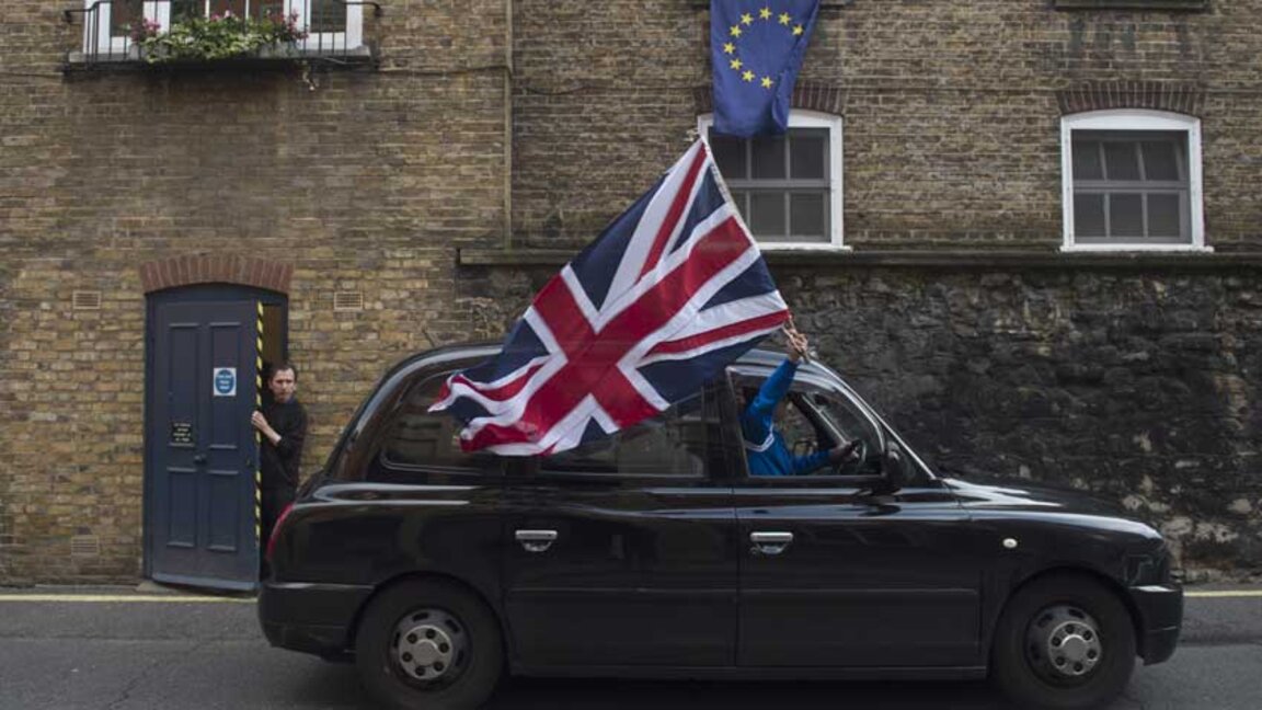 Как Brexit ще промени кандидат-студентската кампания за българи на острова?