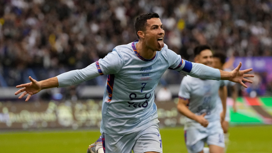 Роналдо се завърна в Саудитска Арабия