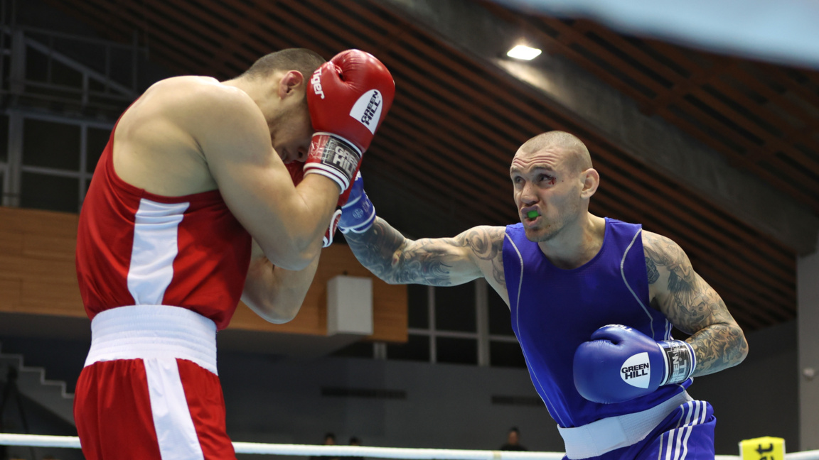 Кристиян Димитров (вдясно)