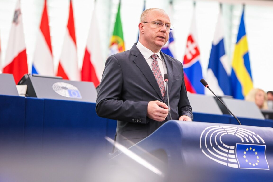 Станислав Стоянов