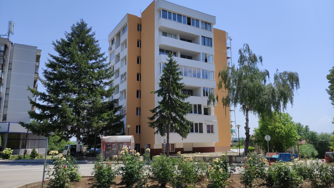 Приключи енергийното обновяване на жилищен блок в Кула