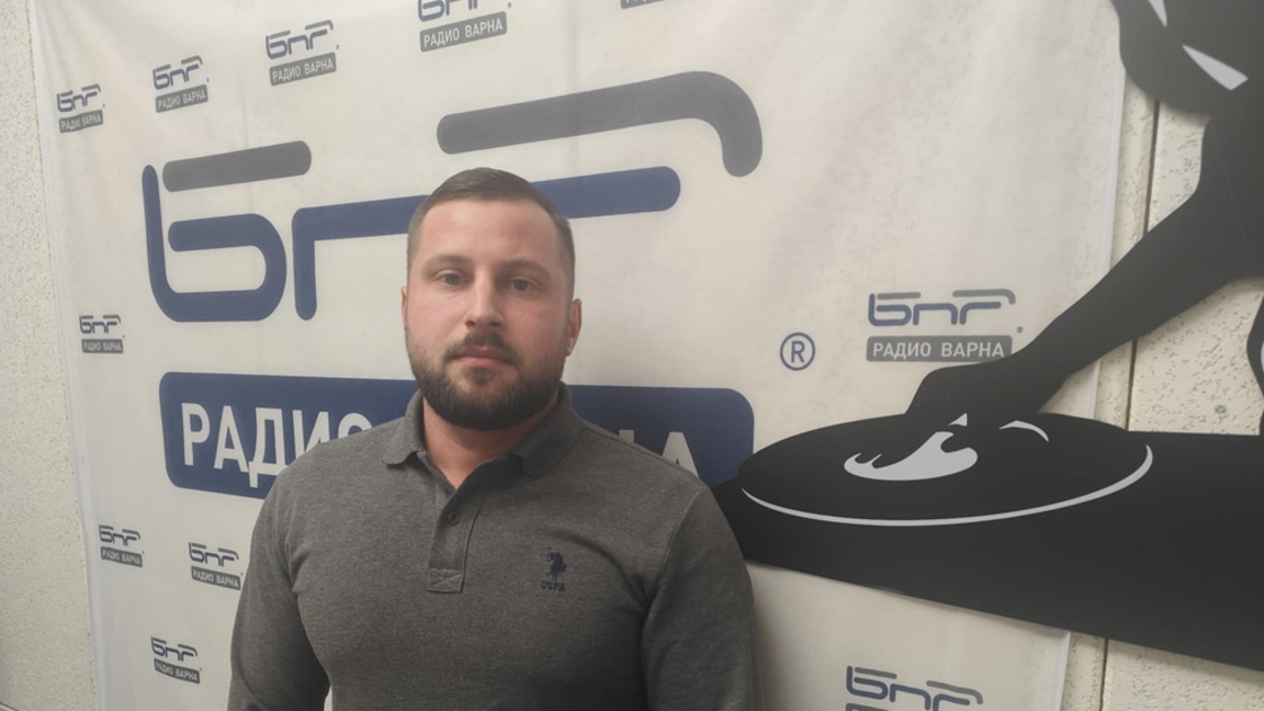 Близки на починалия след скандал фотограф Динко Георгиев търсят справедливост