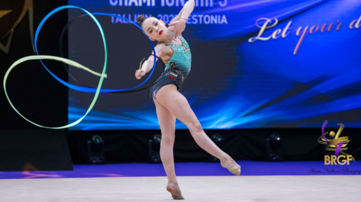 Стилияна Николова