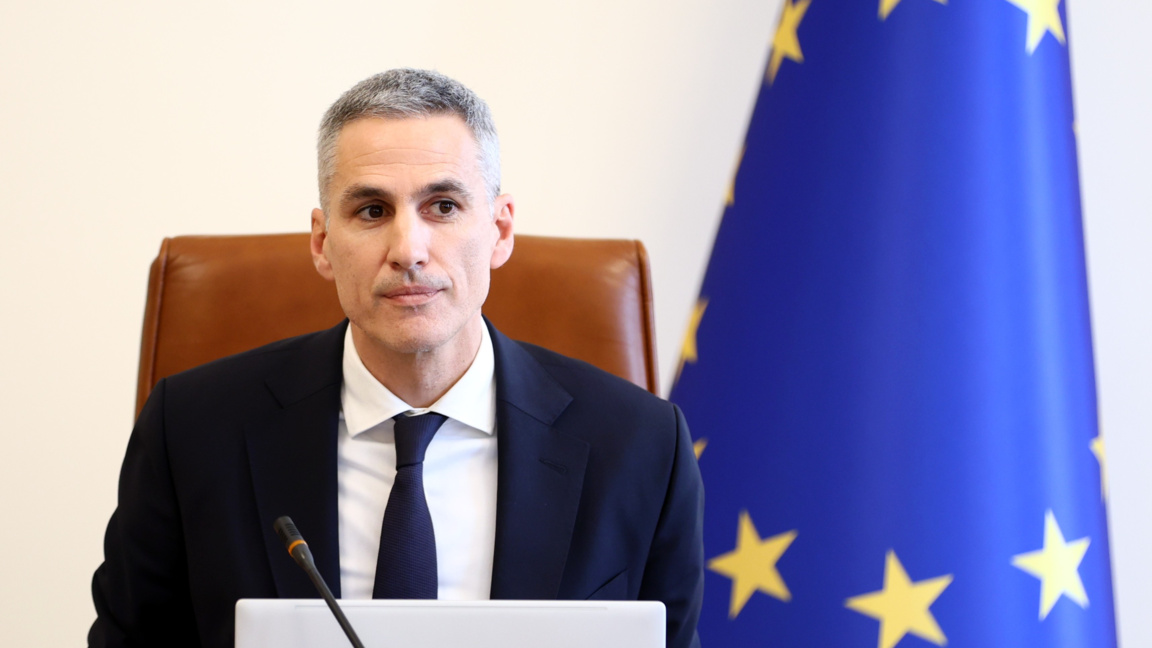 Служебният премиер Андрей Гюров 23.02.26