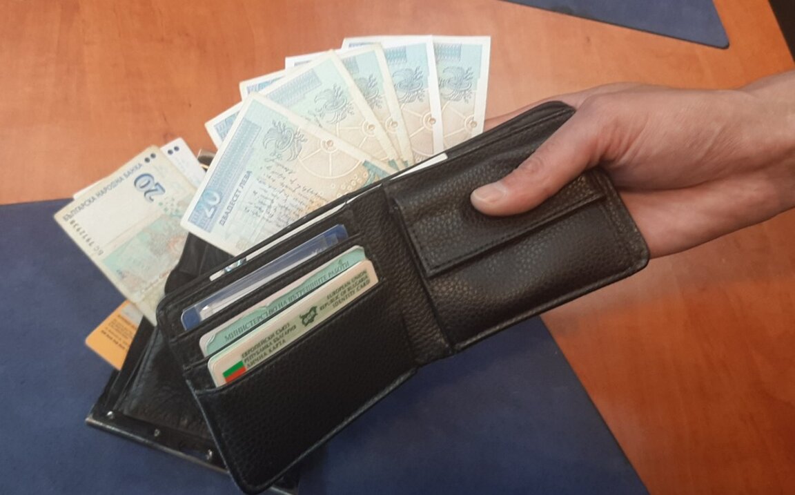 Правителството предвижда ръст на бюджетните заплати с поне 5%