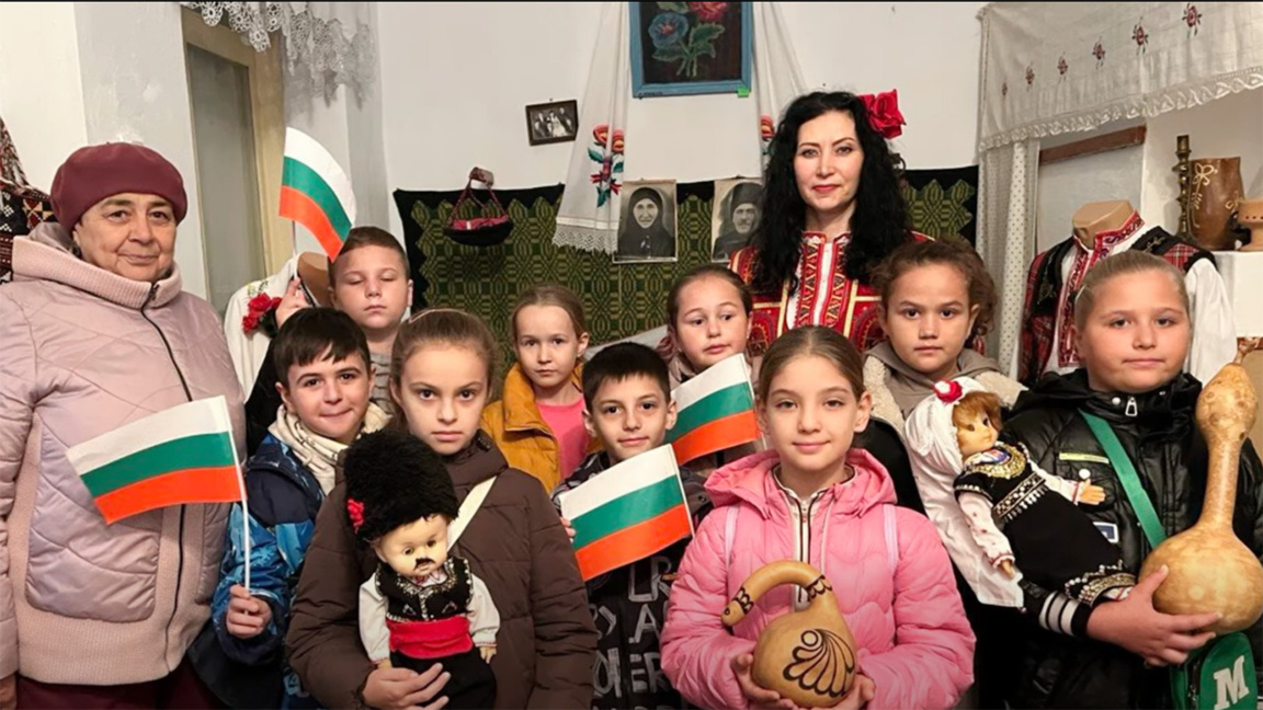 Молодые бессарабские болгары знакомятся со своими корнями